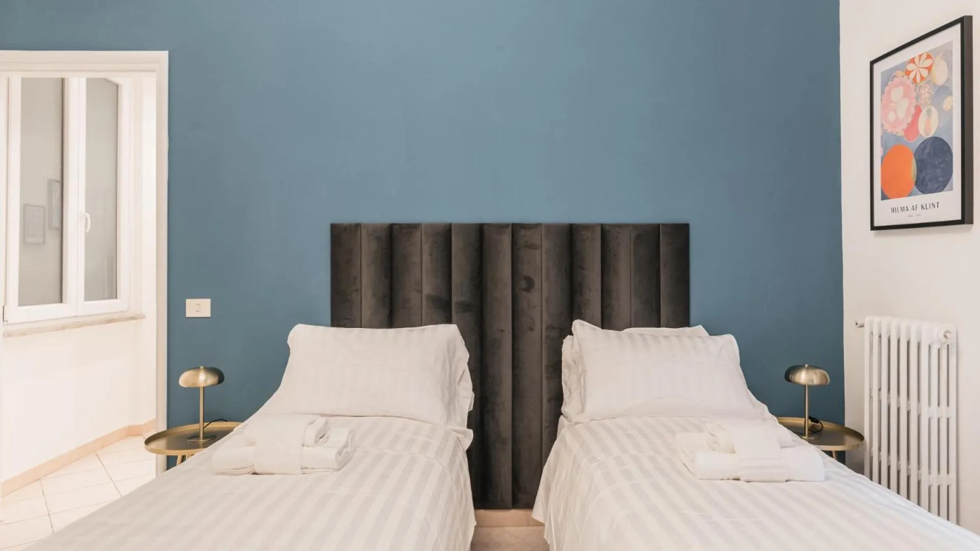 The Best Rent - Bright Three-Bedroom Apartment Along The Tiber River Rome Italy