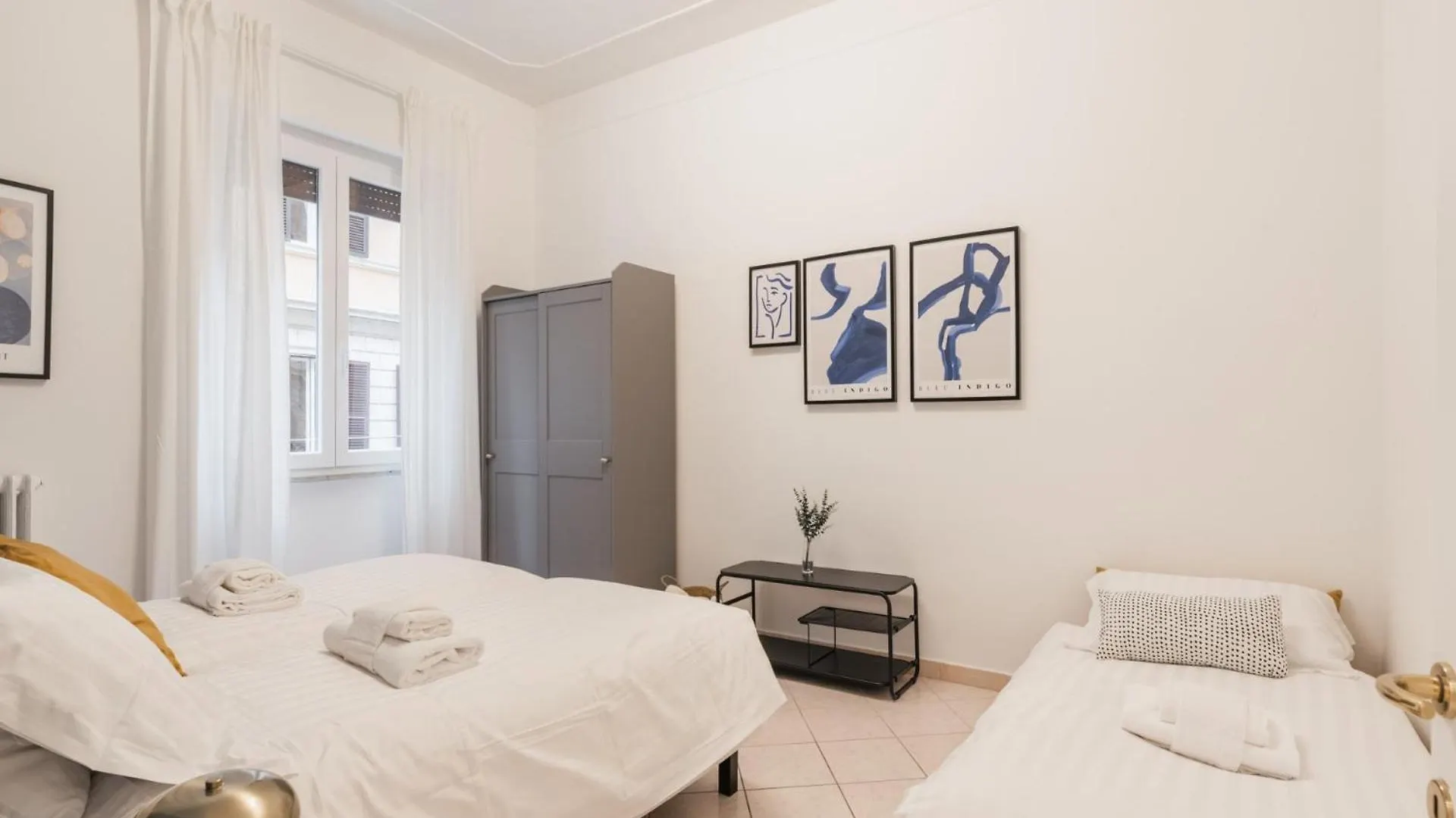 The Best Rent - Bright Three-Bedroom Apartment Along The Tiber River Rome 0*,  Italy