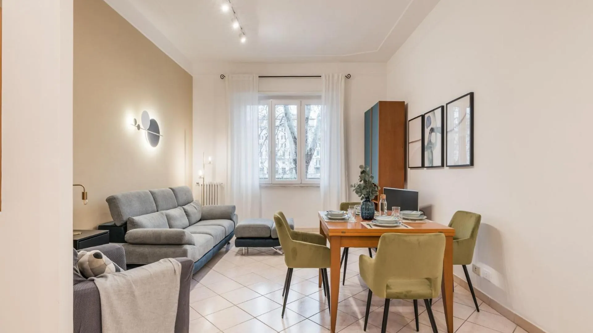 The Best Rent - Bright Three-Bedroom Apartment Along The Tiber River Rome Italy